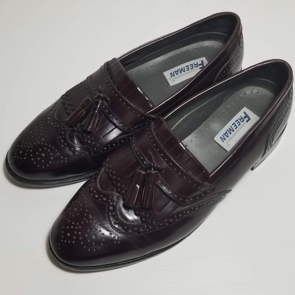 Freeman Willis Wingtip Loafers With Tassels